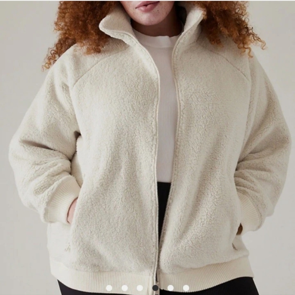 NWT Athleta Tugga Sherpa Fleece Jacket Cream